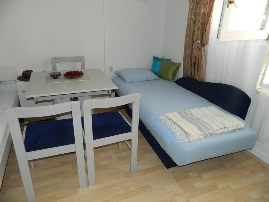 מוסטר Apartment Smarty מראה חיצוני תמונה