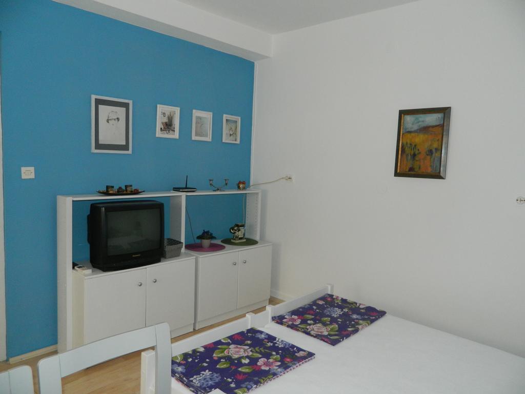 מוסטר Apartment Smarty מראה חיצוני תמונה