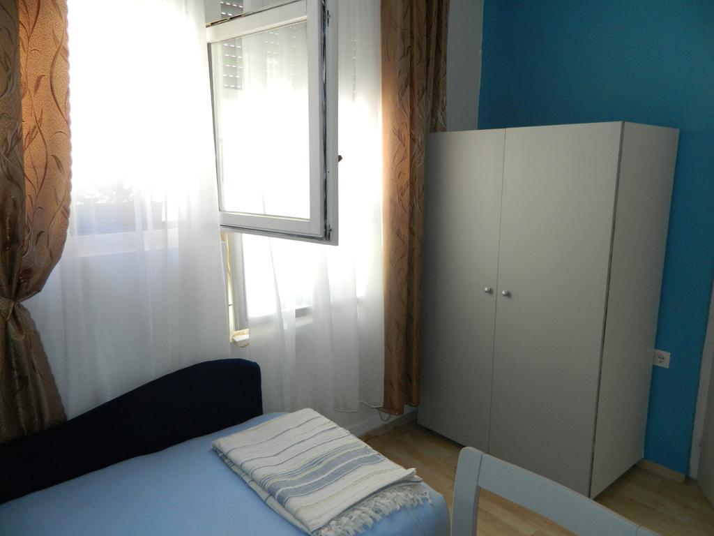 מוסטר Apartment Smarty מראה חיצוני תמונה